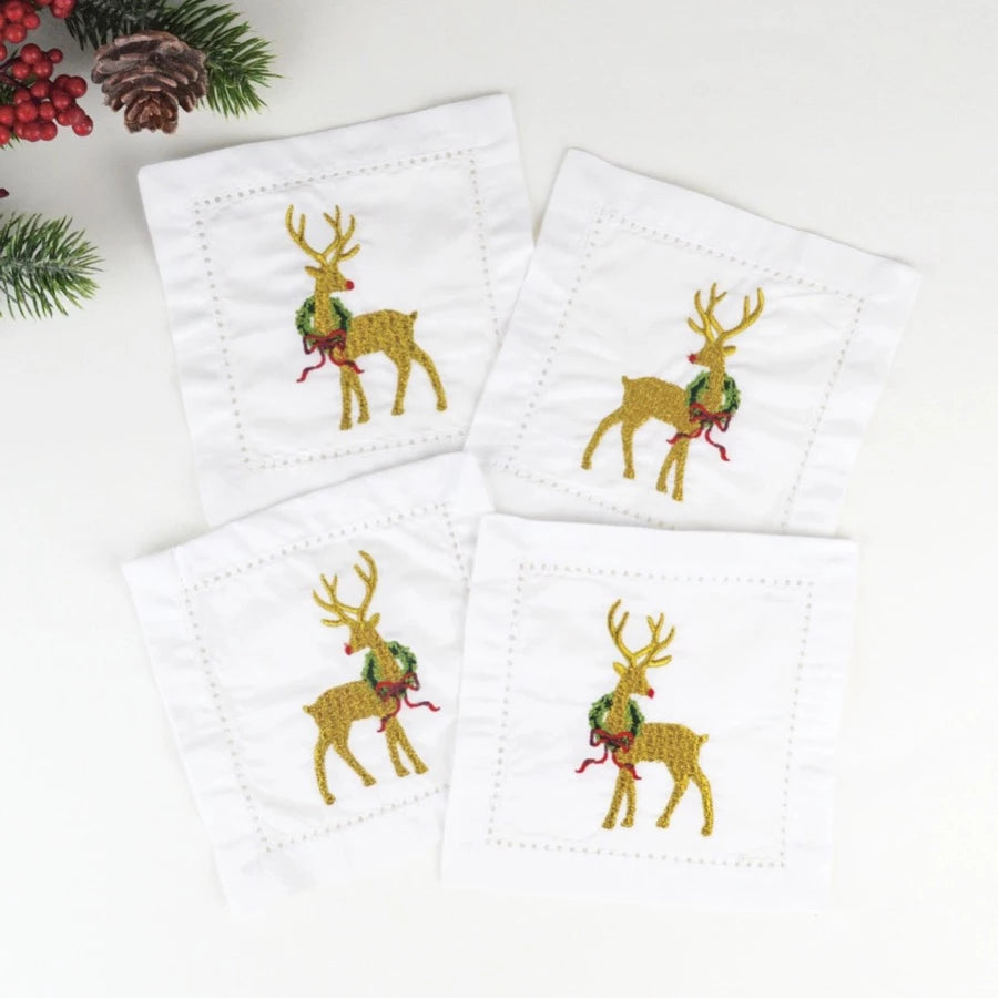 Reindeer Christmas Embroidered Cloth Napkins - Set of 4 napkins